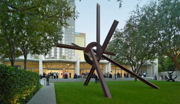 Nasher Sculpture Center Surpasses Historic Fundraising Goal